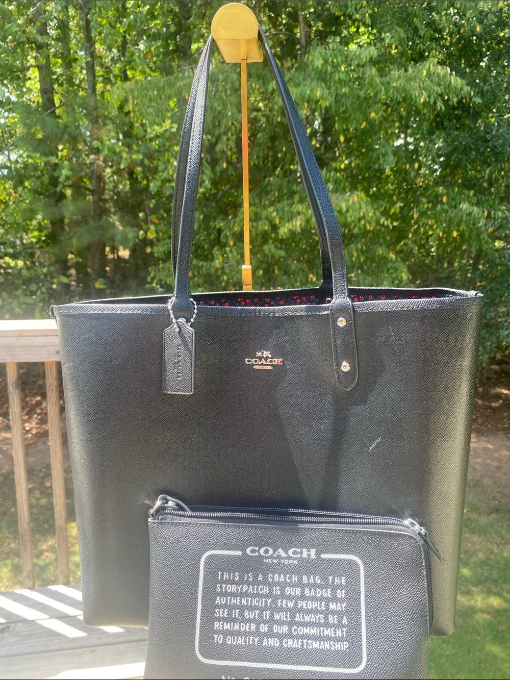 Coach Navy Floral Tote reversible, with Black Trim and Matching Pouch - Picture 9 of 12